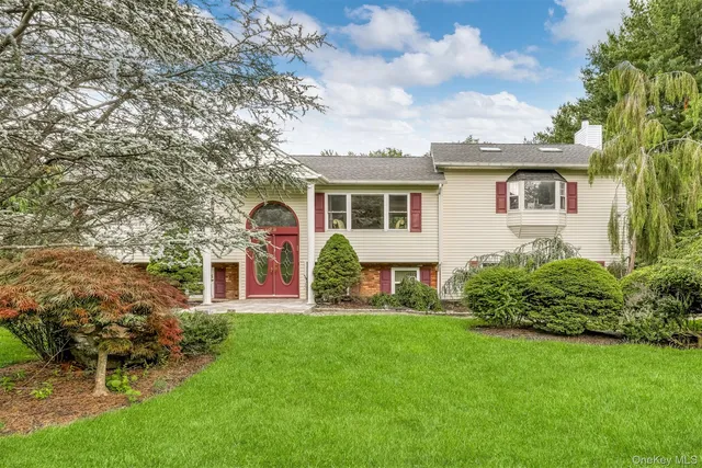 28 Lime Kiln Road, Suffern, NY 10901