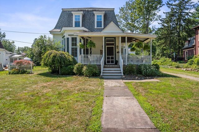 245 Chestnut St, Pleasantville, PA 16341