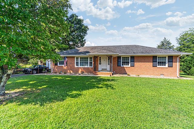 7477 Lexington Dr, Mechanicsville, VA 23111