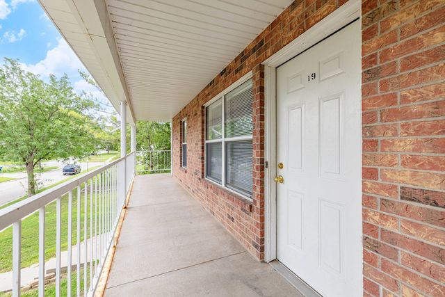 2221 S St #12, Lincoln, NE 68503