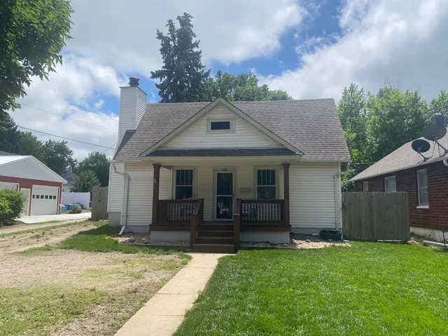 1128 S  F St, Broken Bow, NE 68822
