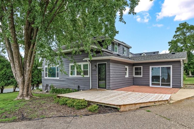 1735 Watertown Rd, Long Lake, MN 55356
