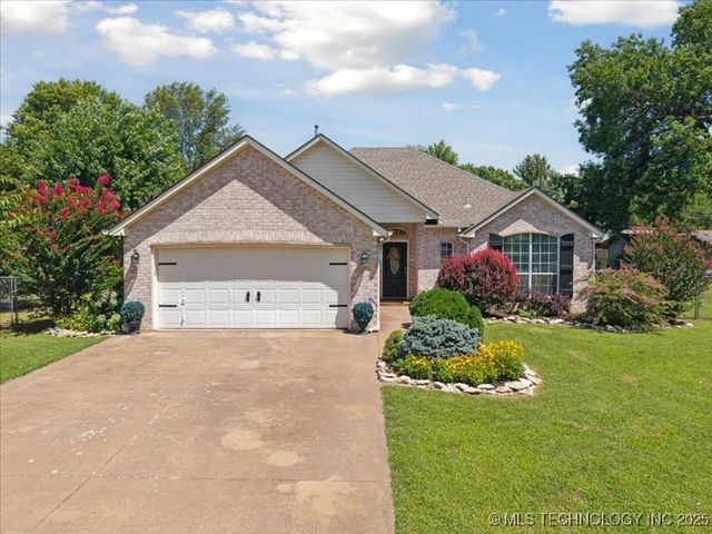 8431 E  126th St, Bixby, OK 74008