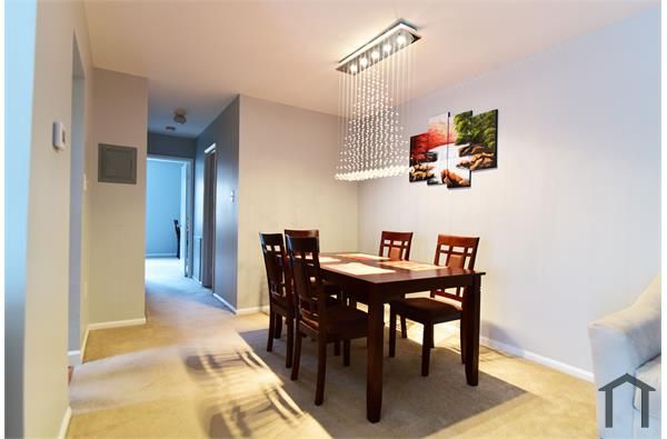 438 N  Armistead St #301, Alexandria, VA 22312