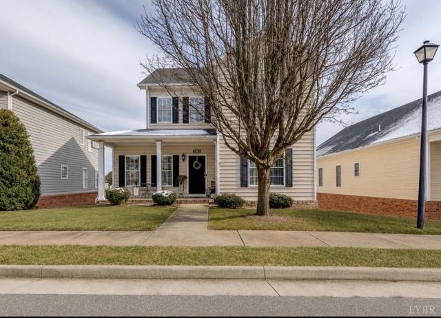 1093 Cranberry Ct, Moneta, VA 24121