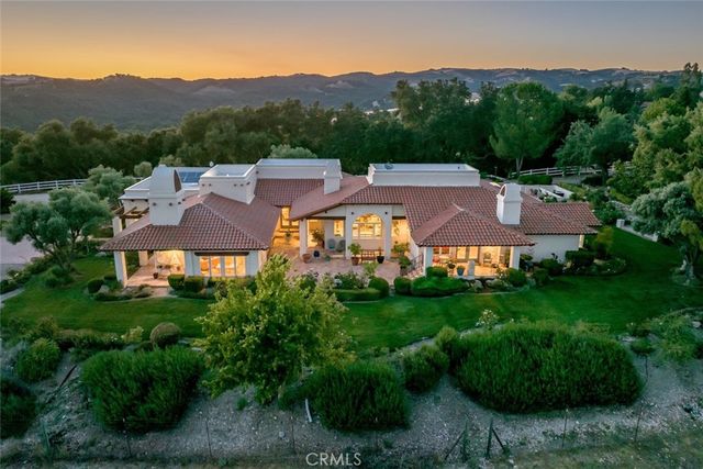 2550 Niderer Rd, Paso Robles, CA 93446