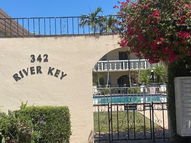 342 Southwind Dr, North Palm Beach, FL 33408