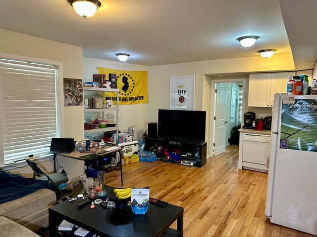 4442 Cresson St #B, Philadelphia, PA 19127