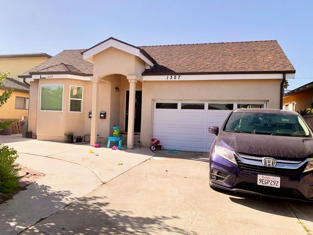 1327 W  164th St, Gardena, CA 90247