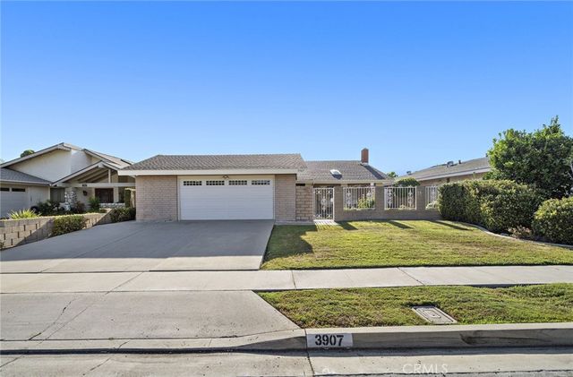 3907 Madonna Dr, Fullerton, CA 92835