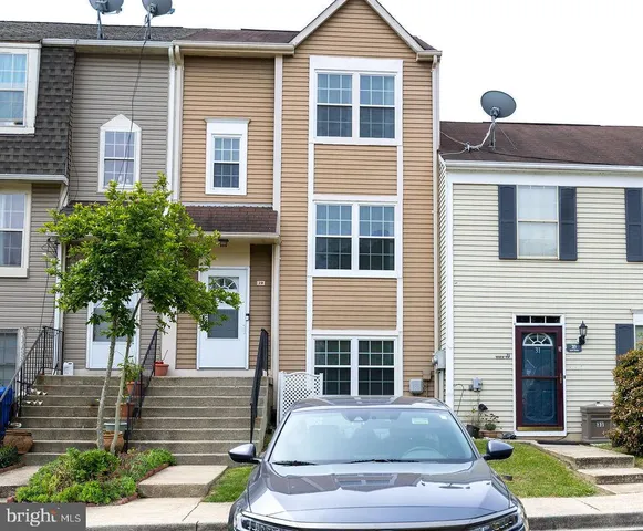 29 Dale Dr, Indian Head, MD 20640