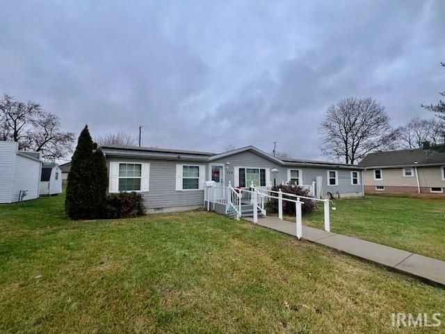 329 W  Division St, Oakland City, IN 47660