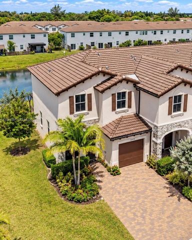 12570 NW 22nd Pl, Miami, FL 33167