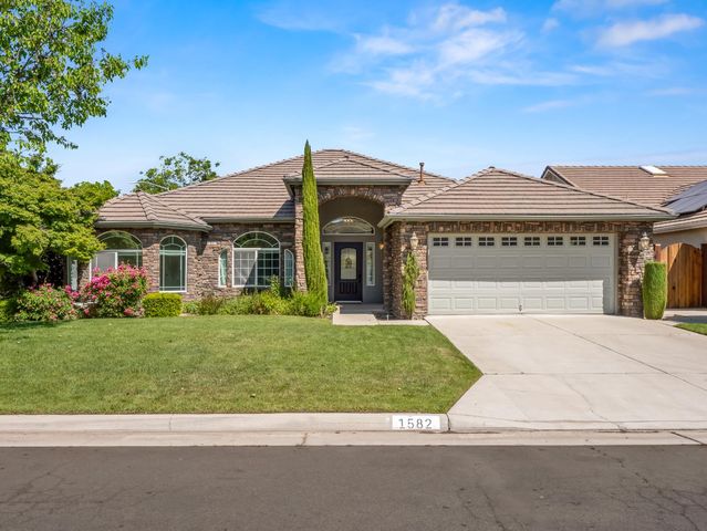 1582 E  Revere Rd, Fresno, CA 93720