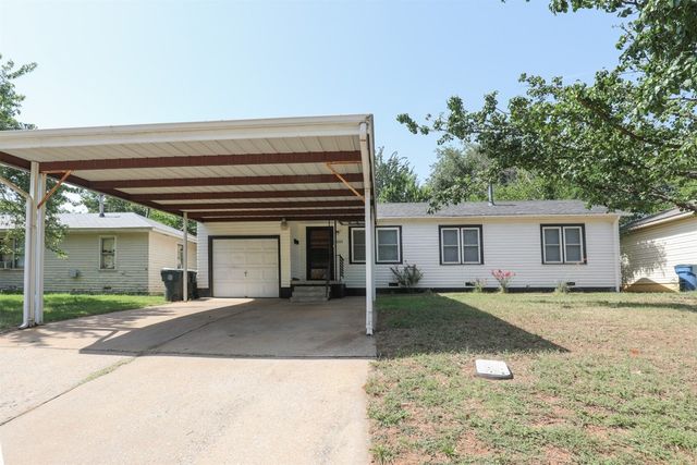 1033 S  Holly Dr, Midwest City, OK 73110