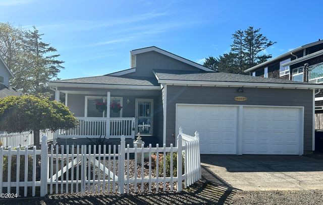 3483 NW Oar Ave, Lincoln City, OR 97367