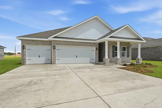 6118 Mildreds Way, Crestview, FL 32539