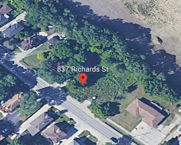 833-837 S  Richards St, Joliet, IL 60433
