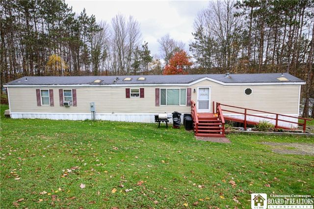 5821 Thornton Rd, Sinclairville, NY 14782