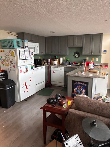 31 Willow St #A, Fitchburg, MA 01420