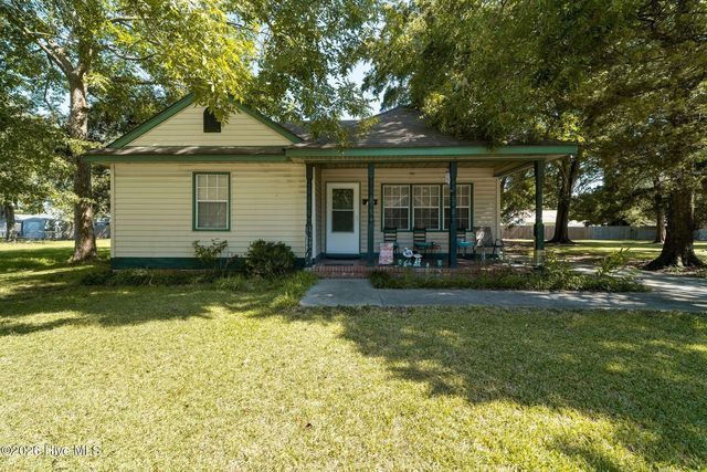 410 Johnson Boulevard, Jacksonville, NC 28540