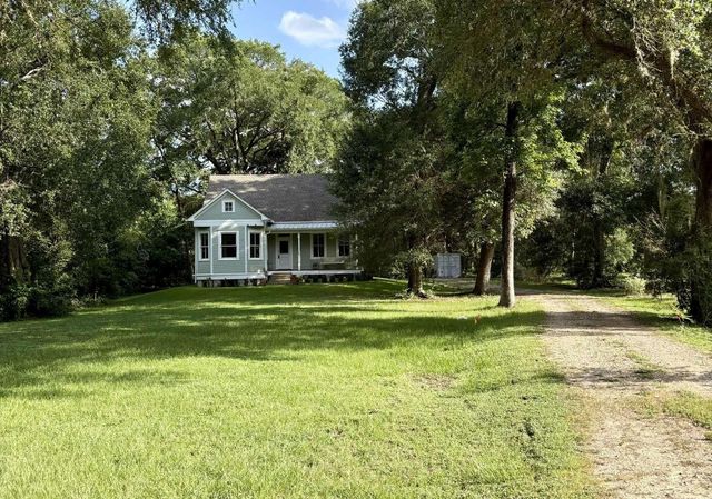 27851 Kresdorn Rd, Hockley, TX 77447