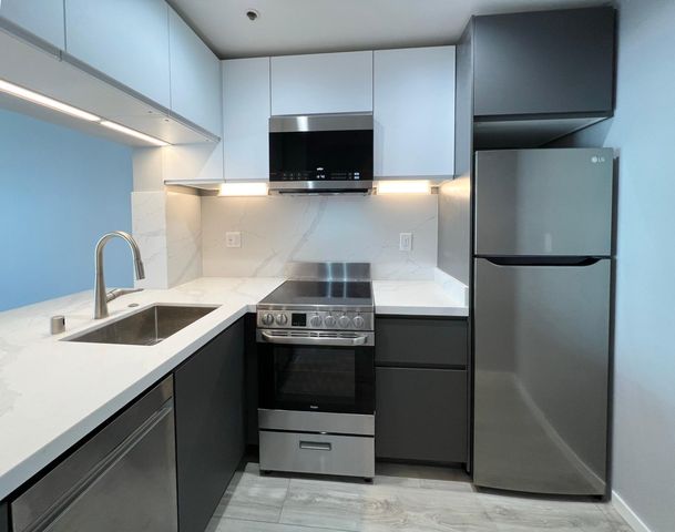 300 3rd St #7XX, San Francisco, CA 94107