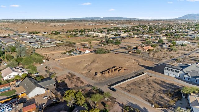 6315 N 126th Avenue #B, Litchfield Park, AZ 85340
