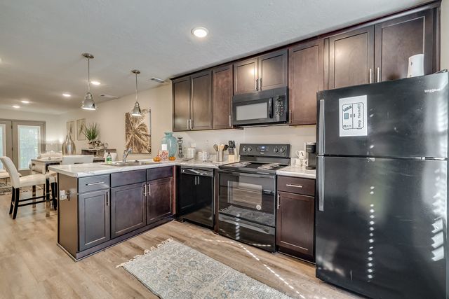 934 Courtside Dr #513, Augusta, GA 30909