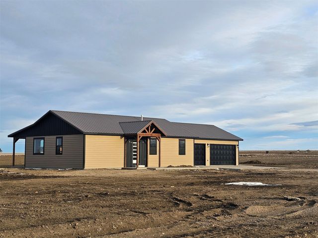 47 Country Squires Ln, Fairfield, MT 59436