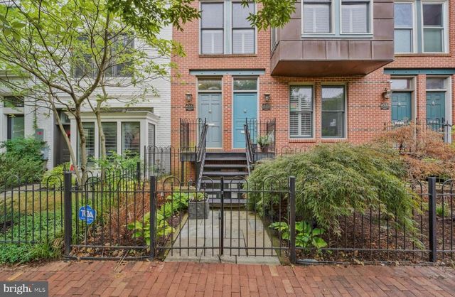 1333 Constitution Ave NE #B, Washington, DC 20002