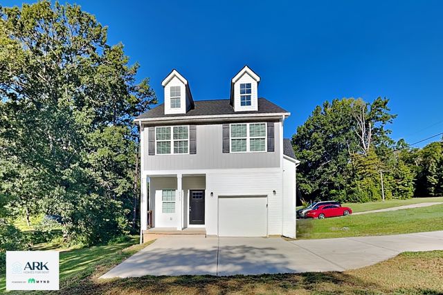 2529 Oakdale Rd, Charlotte, NC 28216