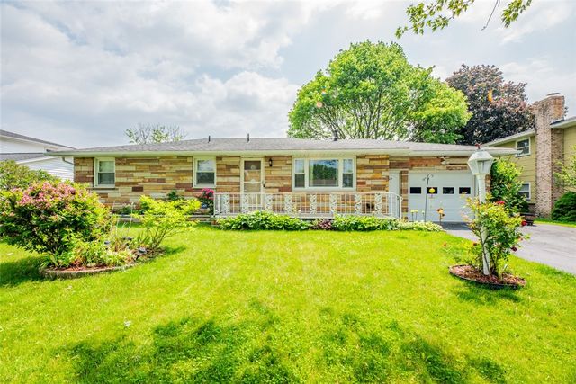 28 Drexel Dr, Rochester, NY 14606