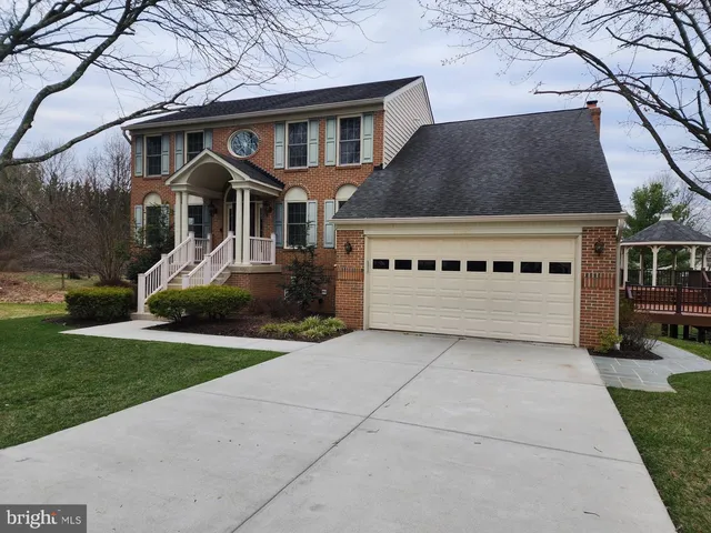 8456 Roberts Rd, Ellicott City, MD 21043