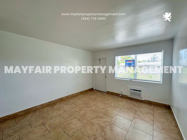2915 Broadway #2, West Palm Beach, FL 33407