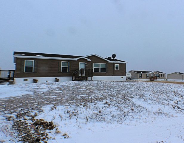 12416 59k St NW, Epping, ND 58843