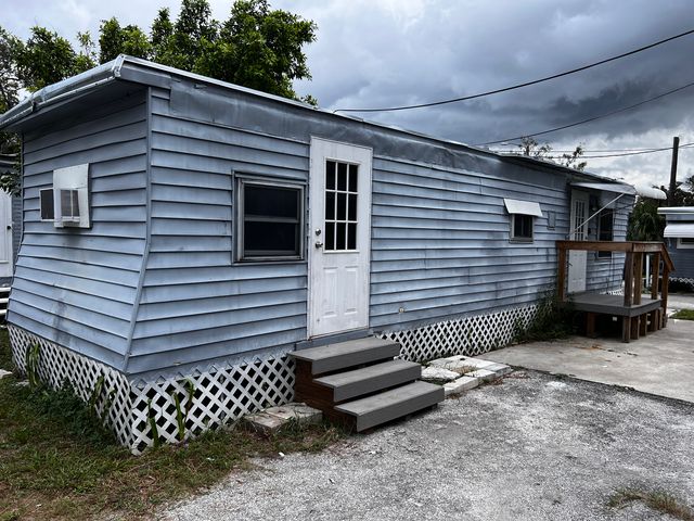 5480 42nd St N #10, Saint Petersburg, FL 33714