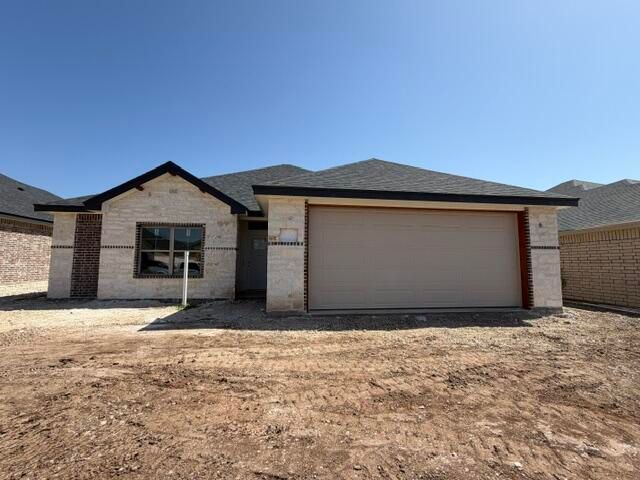 3010 Cedarhill Dr, San Angelo, TX 76904