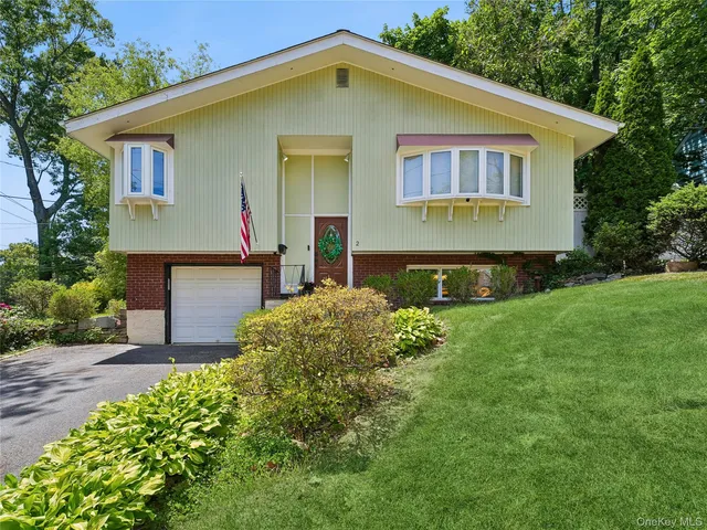 2 Highfield Avenue, Port Washington, NY 11050