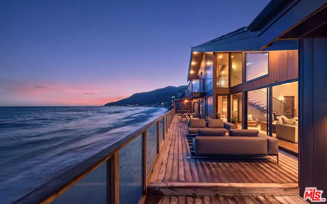 18824 Topanga Beach Rd., Malibu, CA 90265