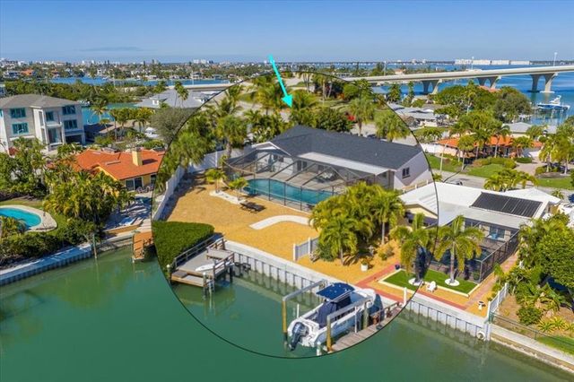 201 Isle Dr, Saint Pete Beach, FL 33706