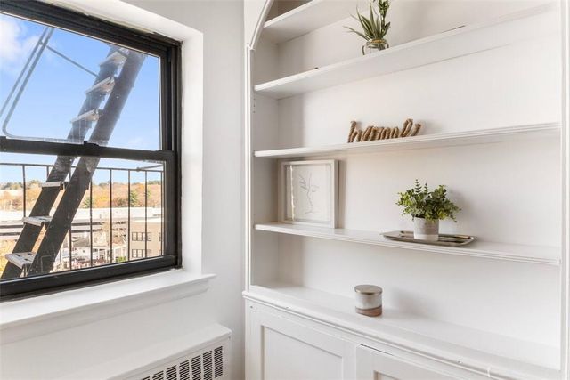 19 Old Mamaroneck Road #6d, White Plains, NY 10605