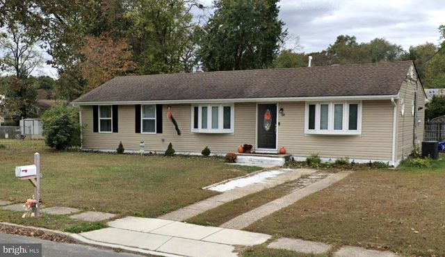 58 Holly Blvd, Southampton, NJ 08088