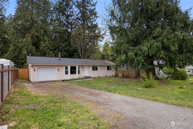 3023 S Sauk Drive, Camano Island, WA 98282