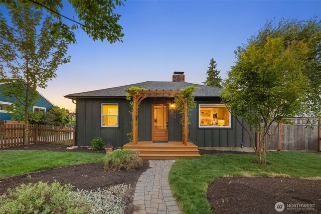 3130 SW 97th Street, Seattle, WA 98126