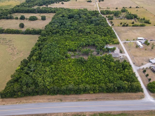 County Road 4506, Whitewright, TX 75491