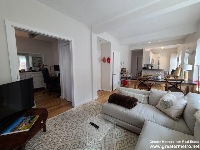 5 Holden Ct #5, Boston, MA 02109