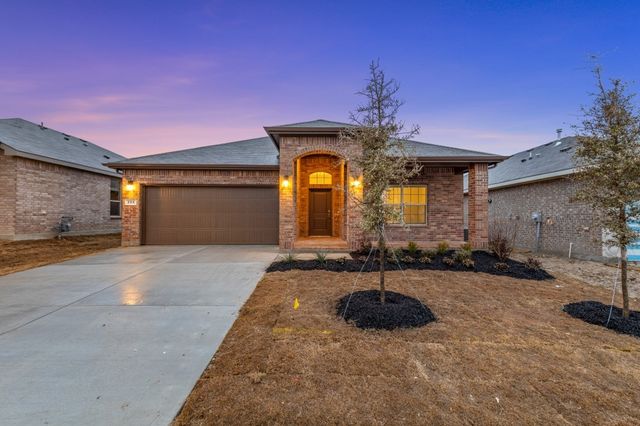2212 Gill Star Dr, Haslet, TX 76052