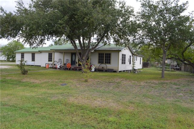 724 County Road 3024, Mathis, TX 78368