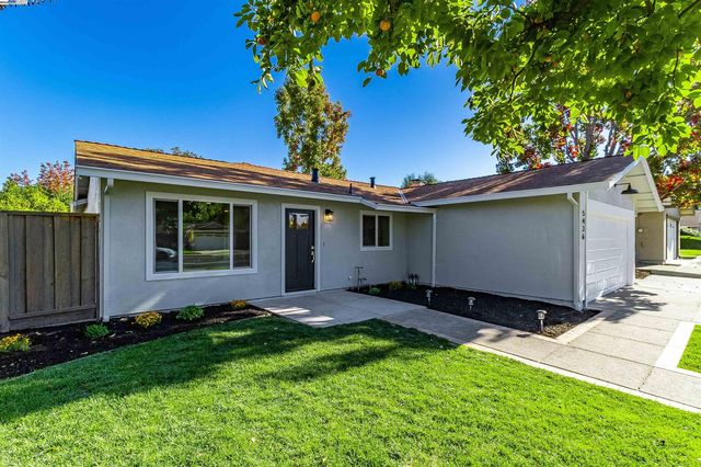 5436 Charlotte Way, Livermore, CA 94550